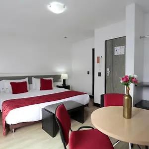 4* Hotel Expocomfort - Embajada Americana