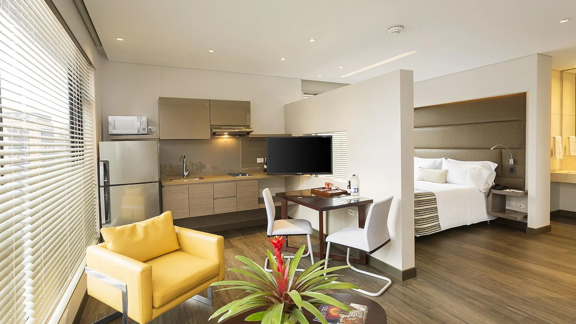Bs Rosales Hotel Bogota Colombia