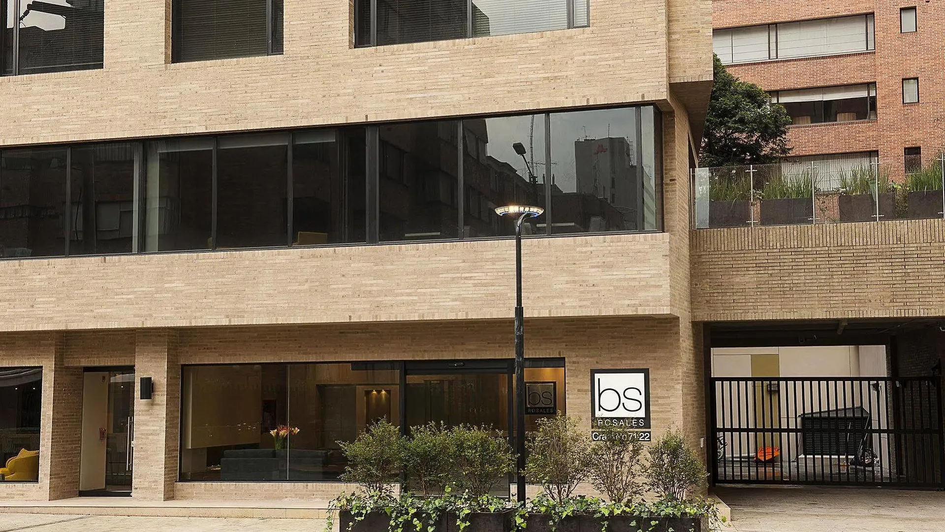 ****  Bs Rosales Hotel Bogota Colombia
