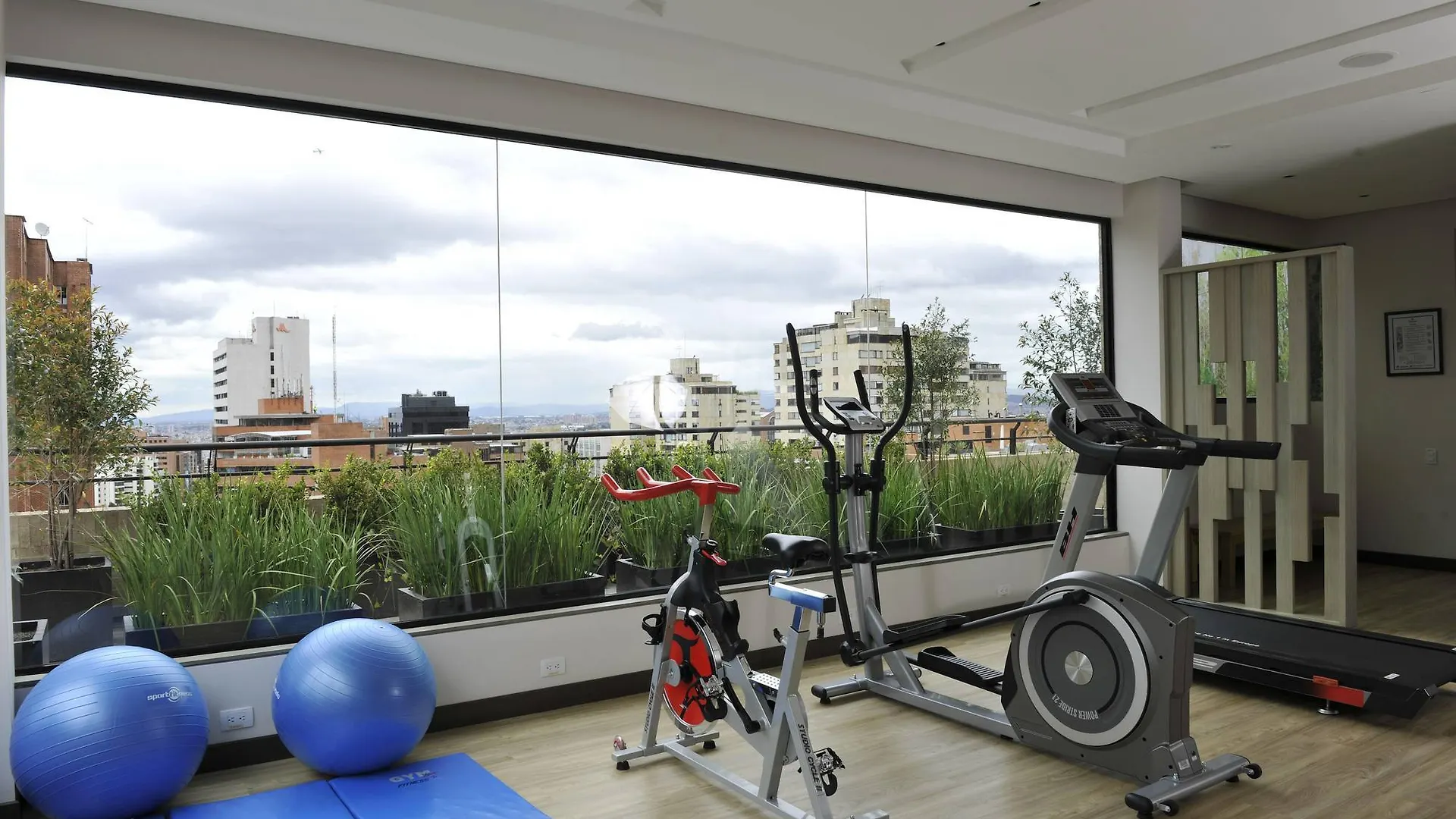 Bs Rosales Hotel Bogota Colombia